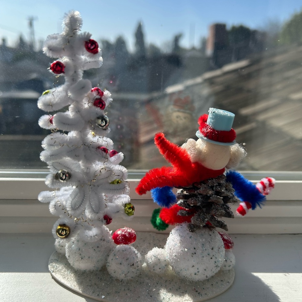 Festive vintage repurposed elf and Tree Holiday Decoration - Picture 7 of 7